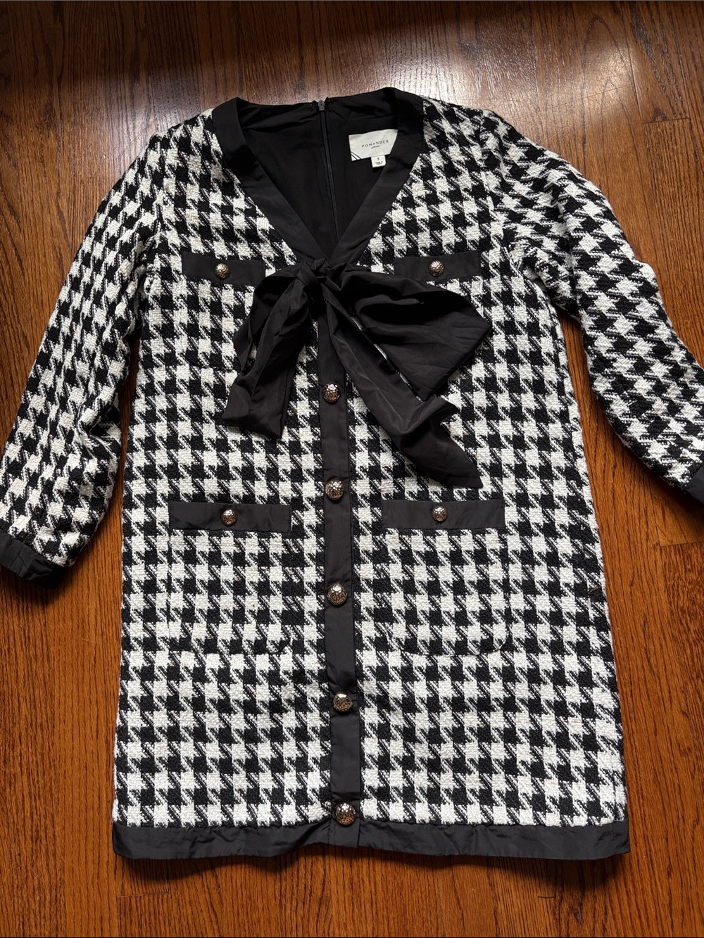 Tuckernuck Black & White Houndstooth Bow-Front Coat